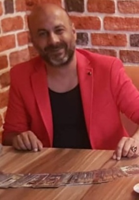  Alex 